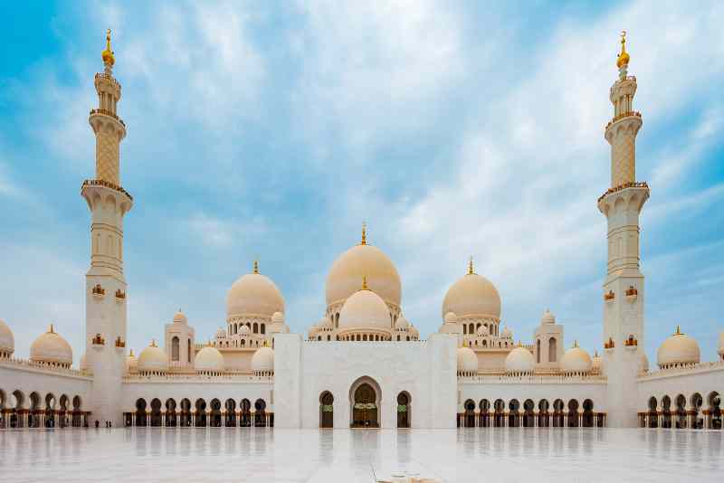 Dubai's Luxurious Family Adventure (Flight Inclusive): Creating Magic